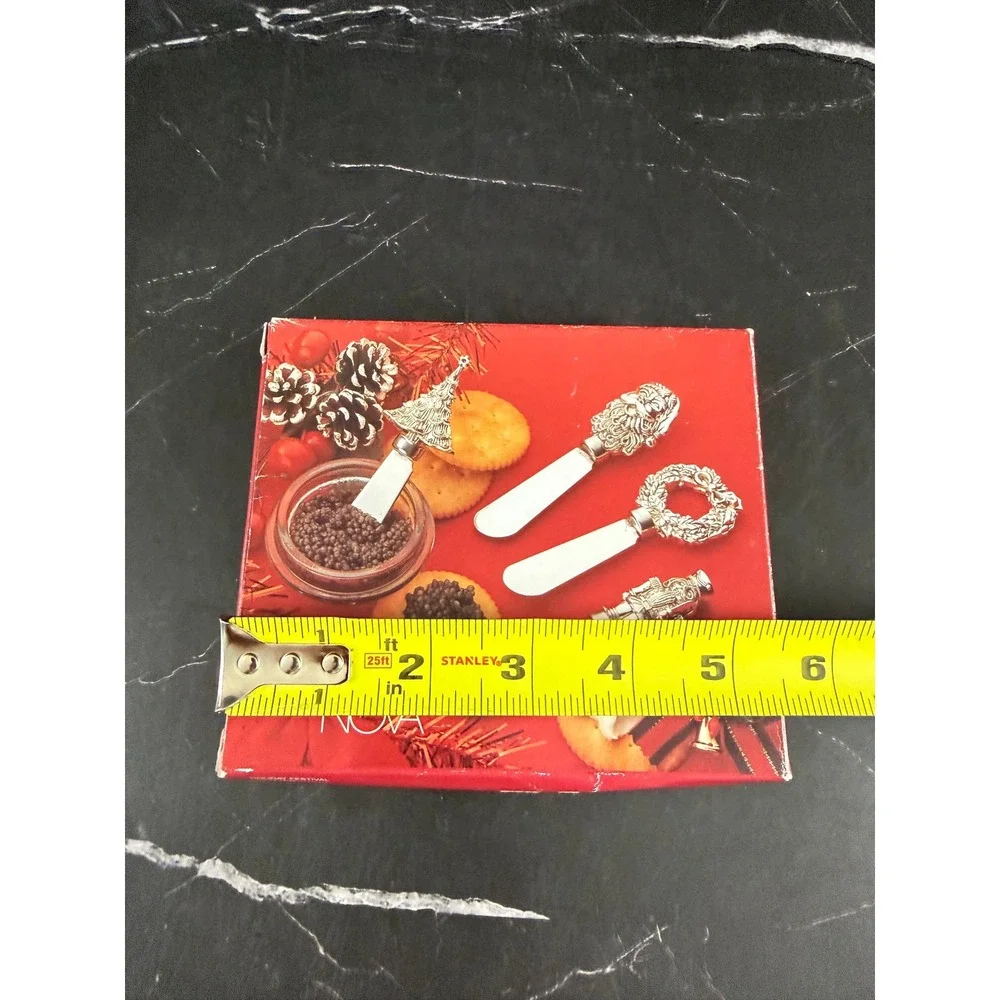 Vintage NIB Studio Nova Set of 4 Holiday Festival Silverplate Spreaders 3 3/4in